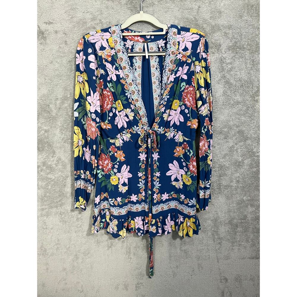 Free People Tunic Blouse Small Blue Floral Tie Back Boho Hippie Festival - Picture 2 of 10